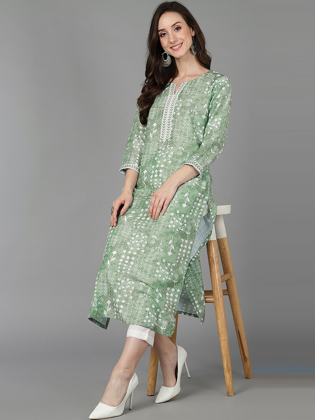 

KALINI Ethnic Motifs Printed Straight Kurta, Green