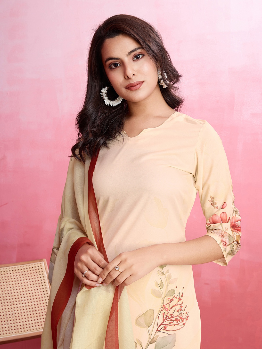 

MOJILAA Floral Printed Silk Crepe Straight Kurta With Trousers & Dupatta, Beige
