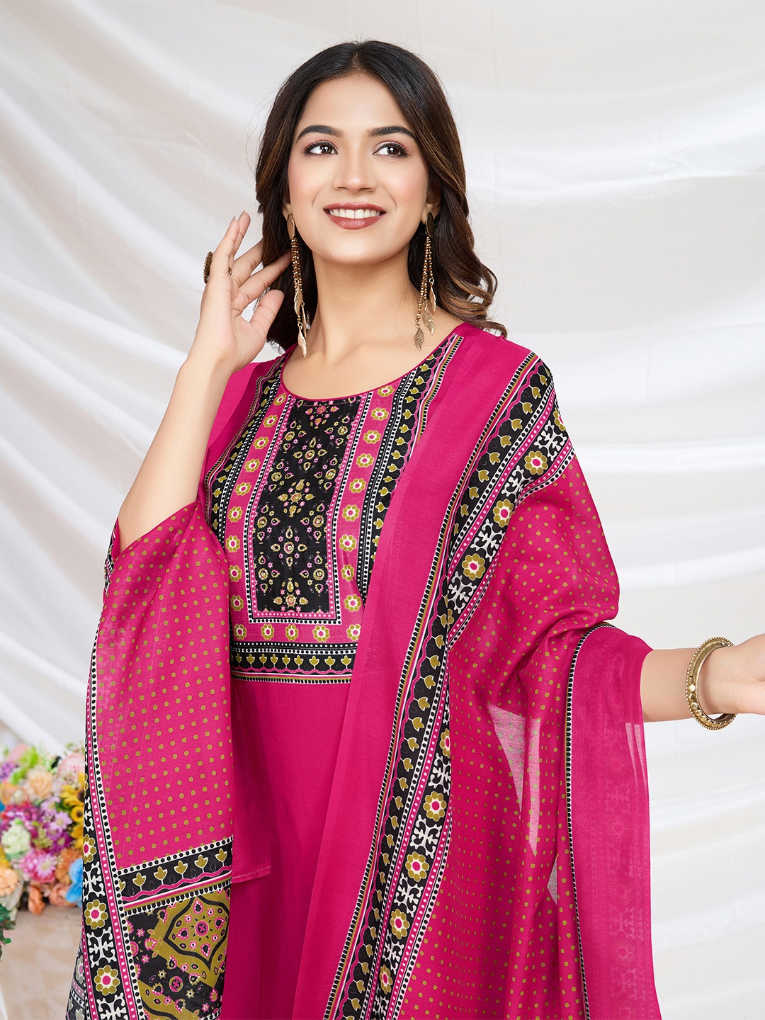 

MOJILAA Women Ethnic Motifs Printed Regular Beads and Stones Kurta with Trousers & With Dupatta, Magenta