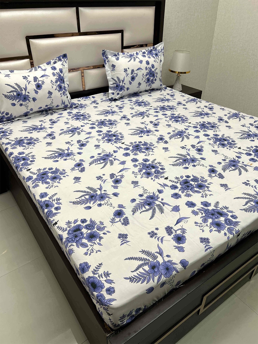 

Pure Decor Queen Size Double Bedsheet With 2 Pillow Covers 2.28m X 2.54m, Blue
