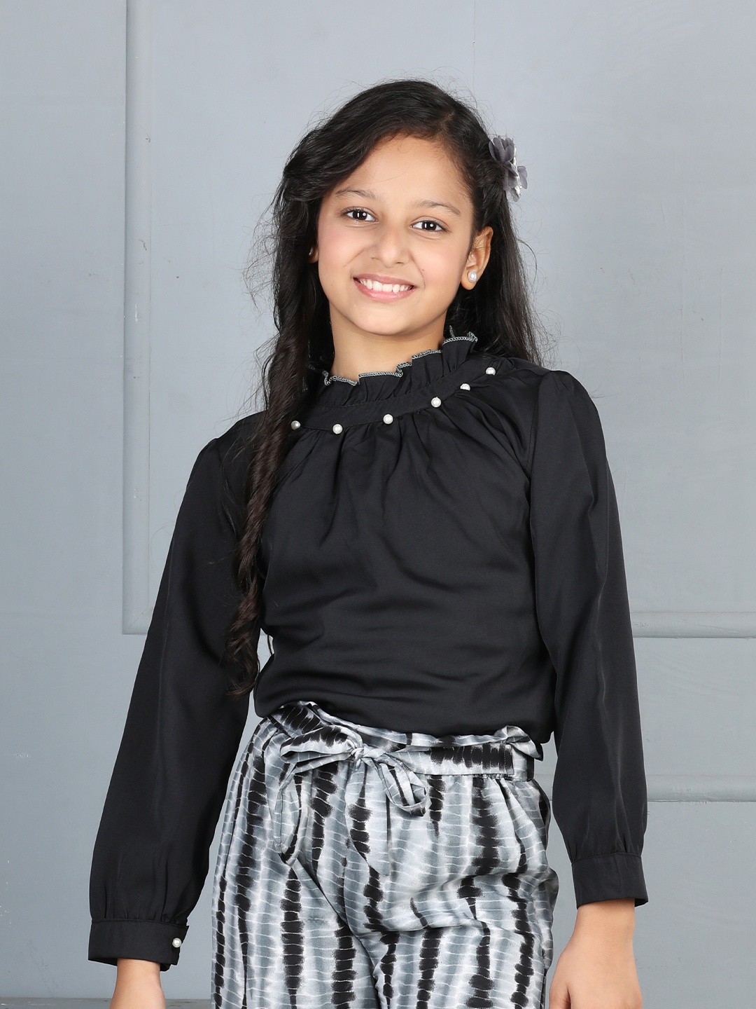 

Cutiekins Girls Embellished Casual Solid Top, Black