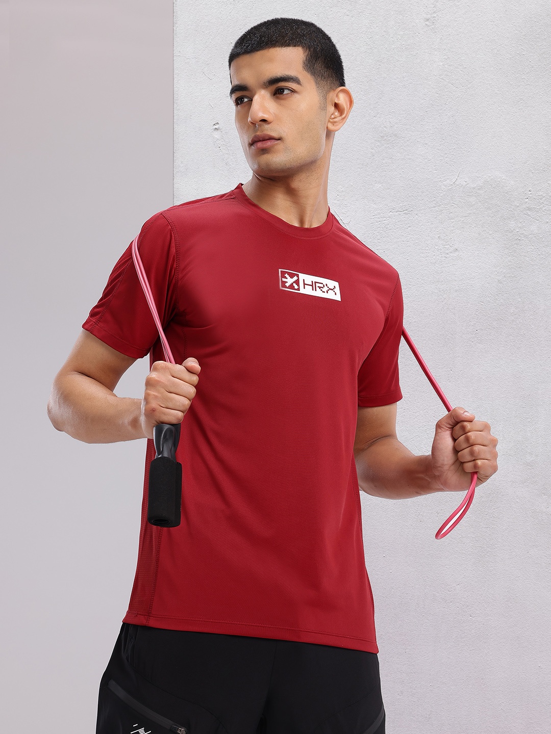 

HRX by Hrithik Roshan Brand Logo Printed Rapid-Dry Training T-shirt, Maroon