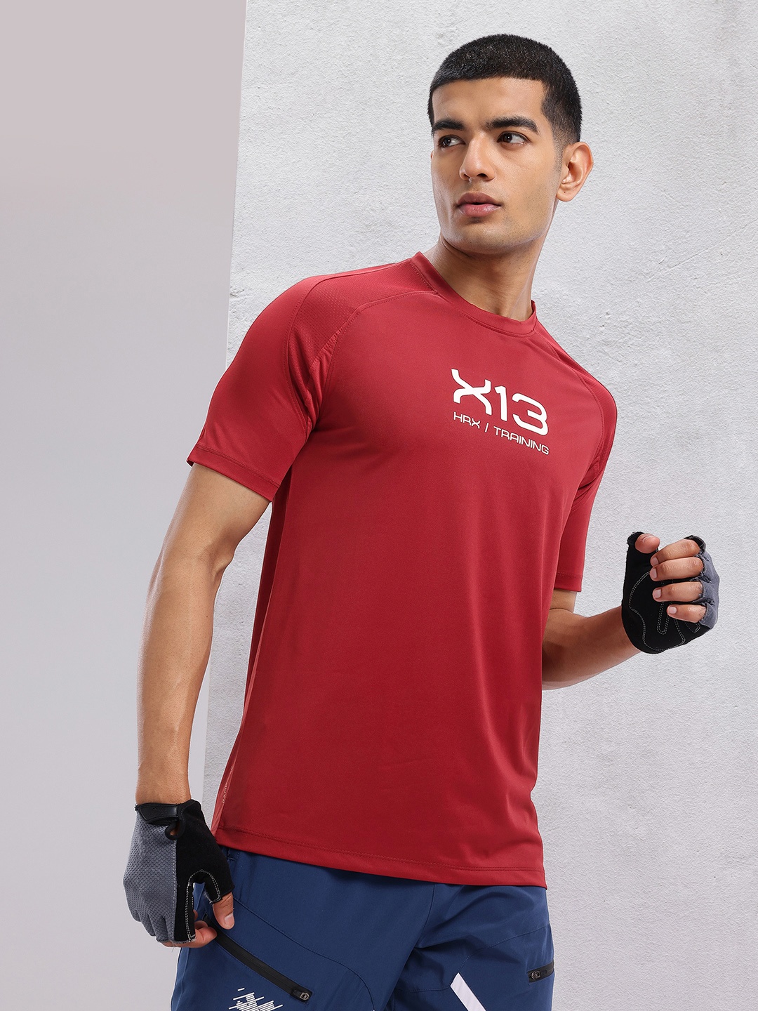 

HRX by Hrithik Roshan Typography Printed Raglan Sleeves Rapid-Dry Training T-shirt, Red