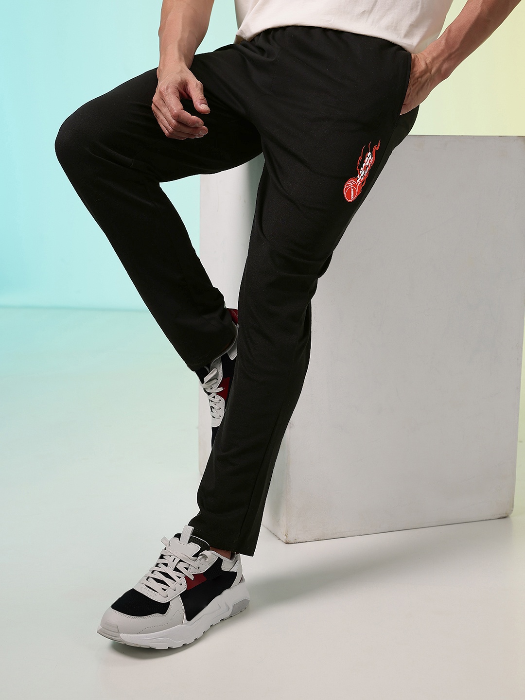 

HRX by Hrithik Roshan Men Lifestyle Track Pants, Black
