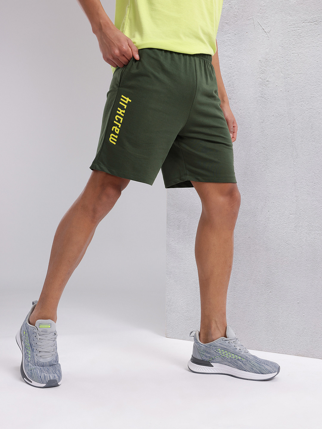

HRX by Hrithik Roshan Men Lifestyle Typography Printed Regular Shorts, Green