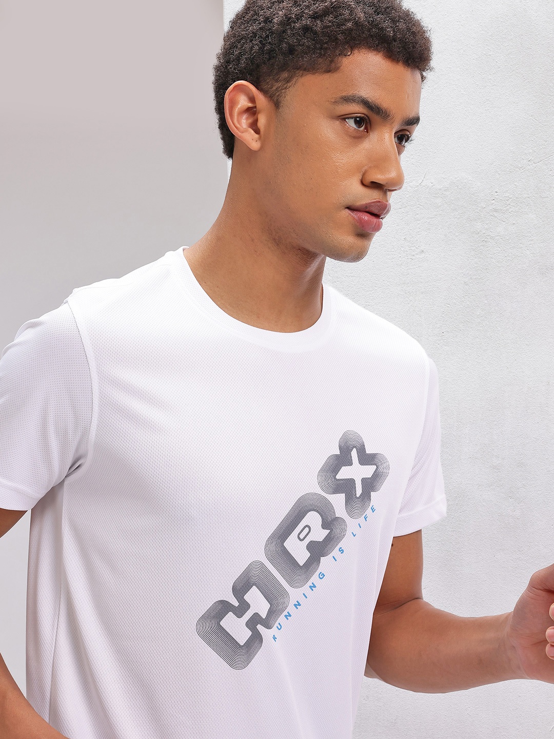 

HRX by Hrithik Roshan Brand Logo Print Regular Fit Rapid-Dry Running T-shirt, White
