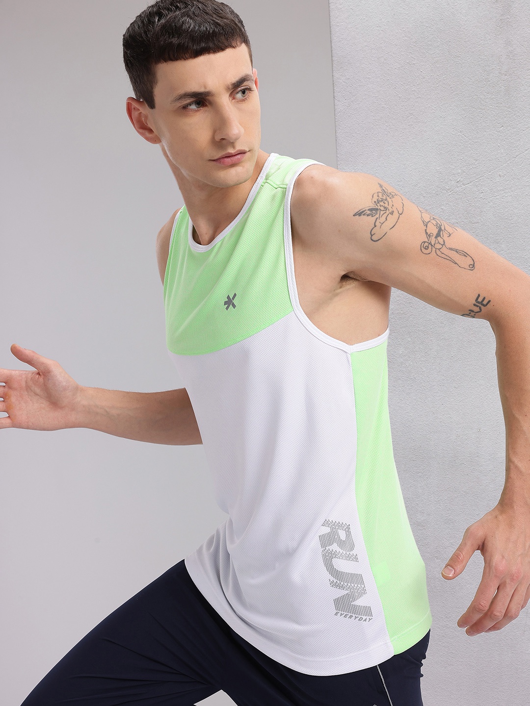 

HRX by Hrithik Roshan Colourblocked Rapid-Dry Running T-shirt, White