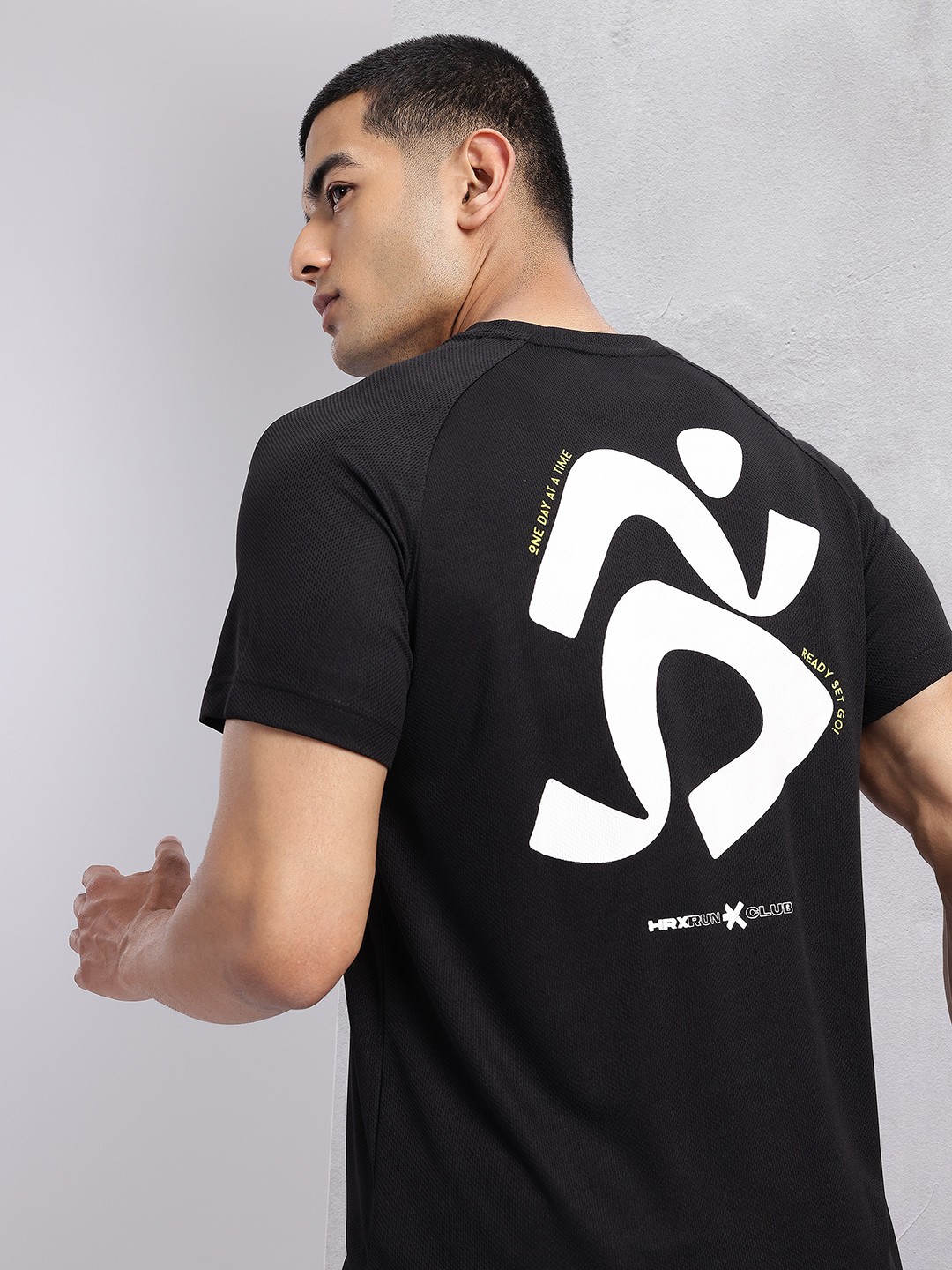 

HRX by Hrithik Roshan Rapid Dry Printed Running T-Shirt, Black