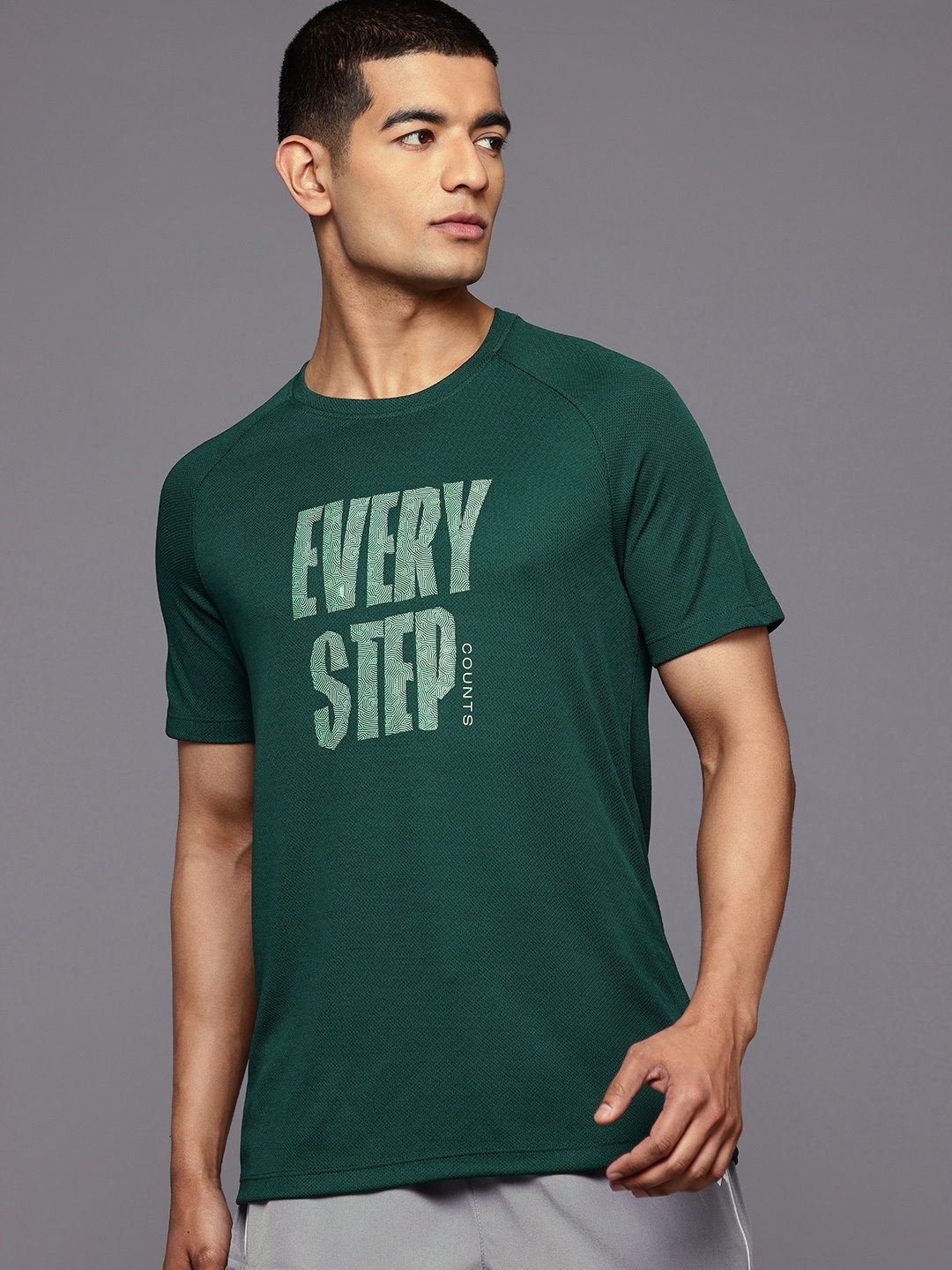 

HRX by Hrithik Roshan Typography Printed Rapid-Dry Running T-shirt, Green