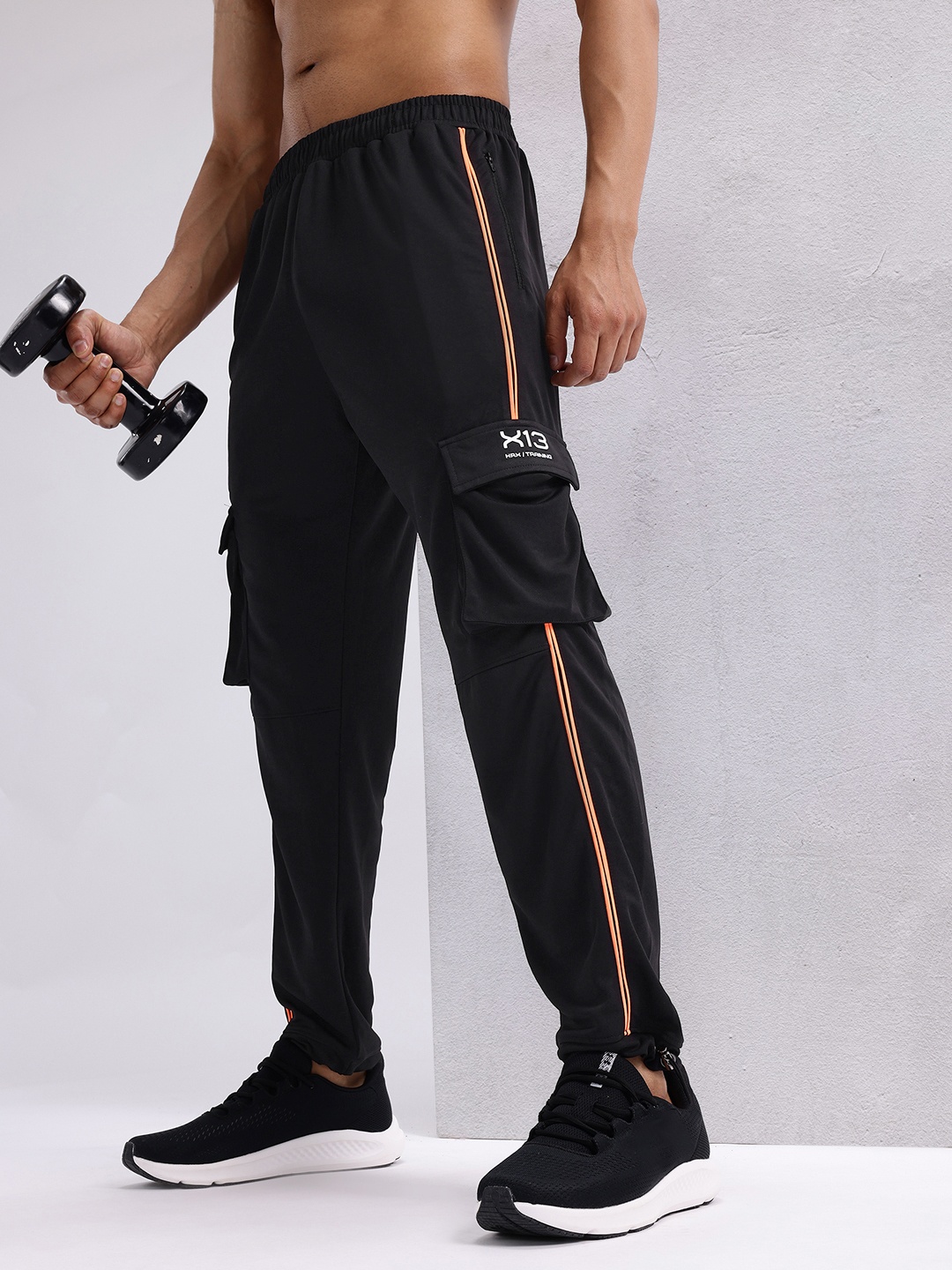 

HRX by Hrithik Roshan Men Rapid-Dry Cargo Style Training Joggers, Black