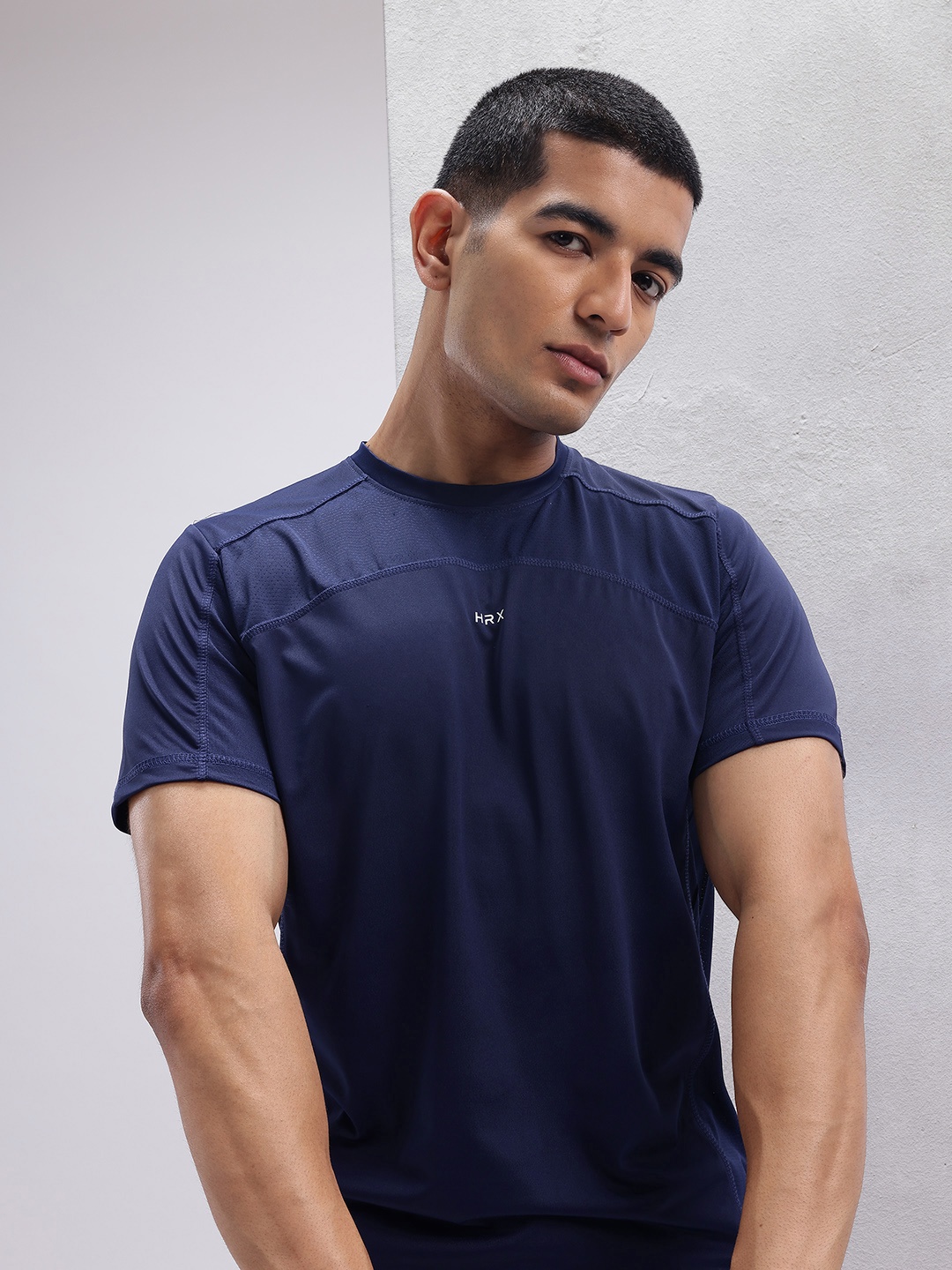 

HRX by Hrithik Roshan Solid Cut & Sew Rapid Dry Training T-shirt, Navy blue