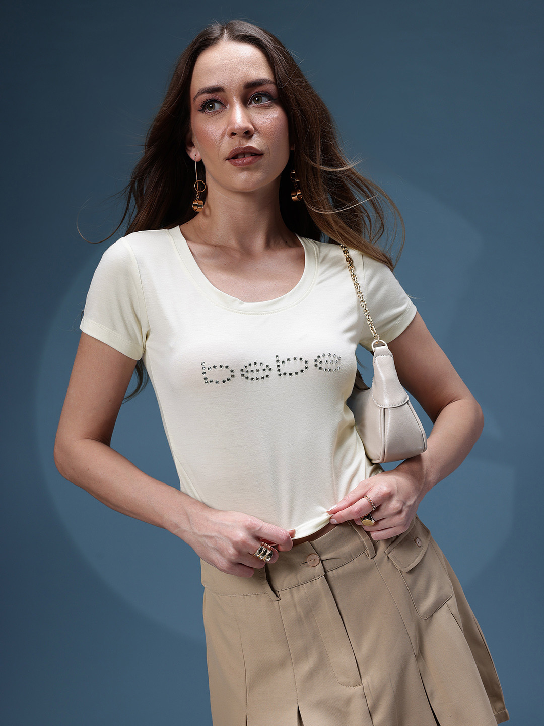 

bebe Season Staples Brand Logo T-shirt, White