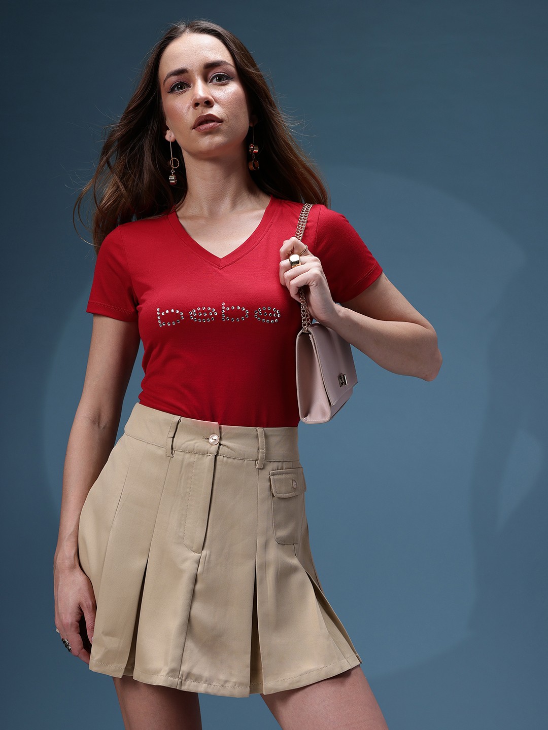 

bebe Season Staples Brand Logo T-shirt, Red