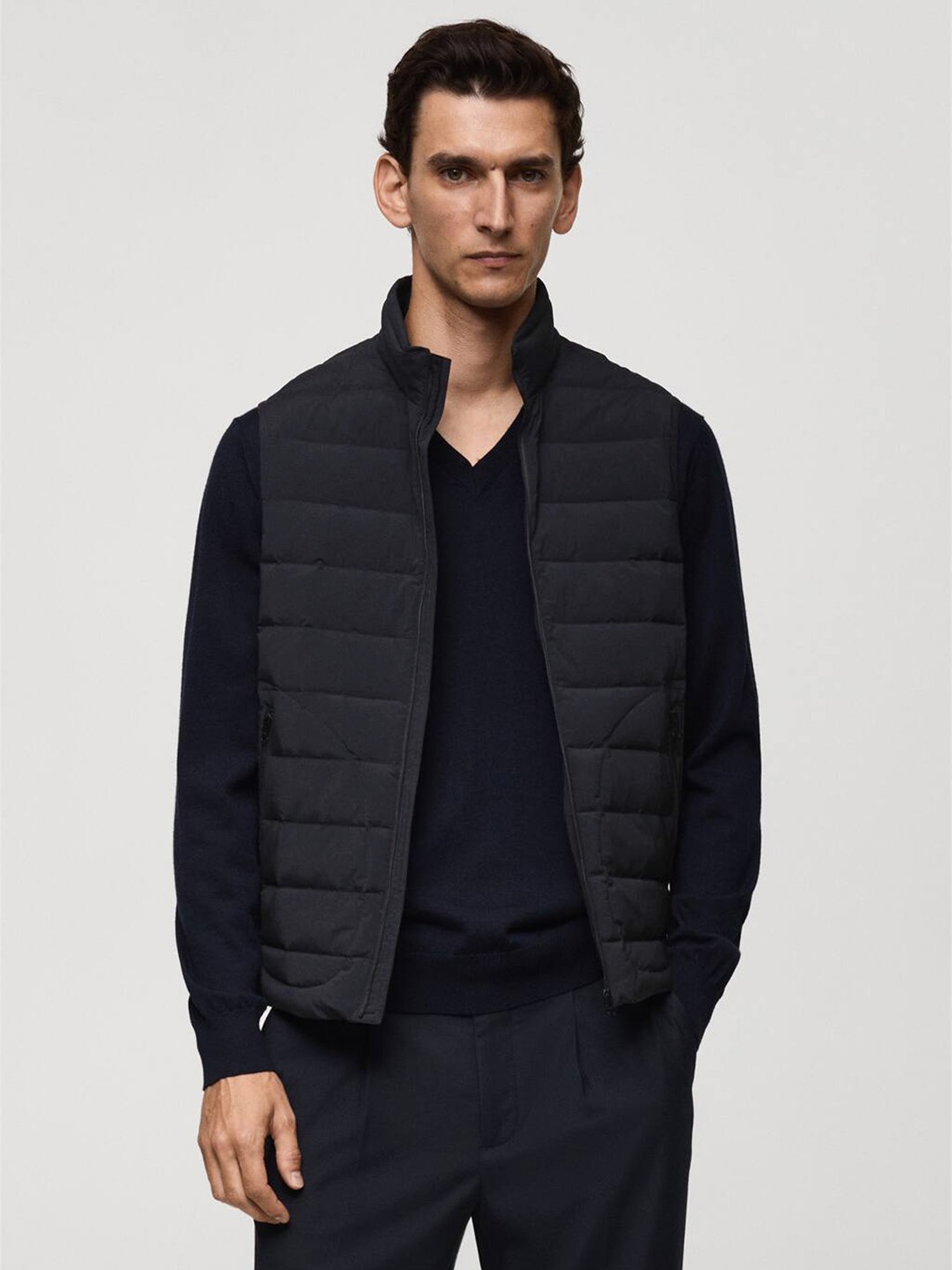 

MANGO MAN Water-Repellent Gilet, Black