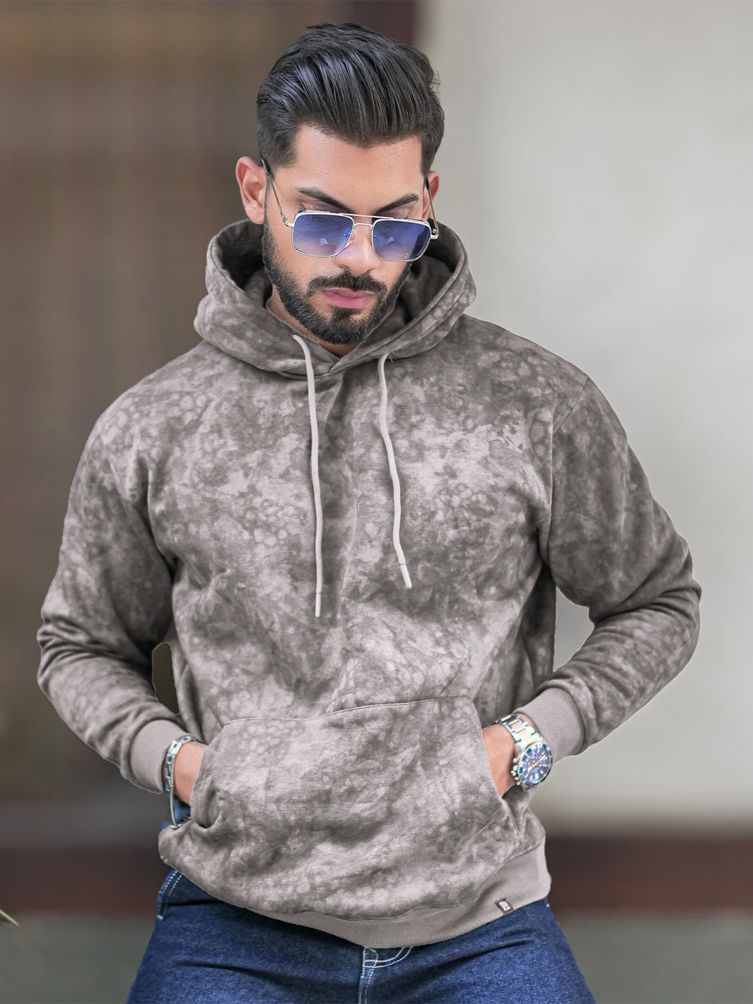 

Maniac Men Self Design Hooded Sweatshirt, Green