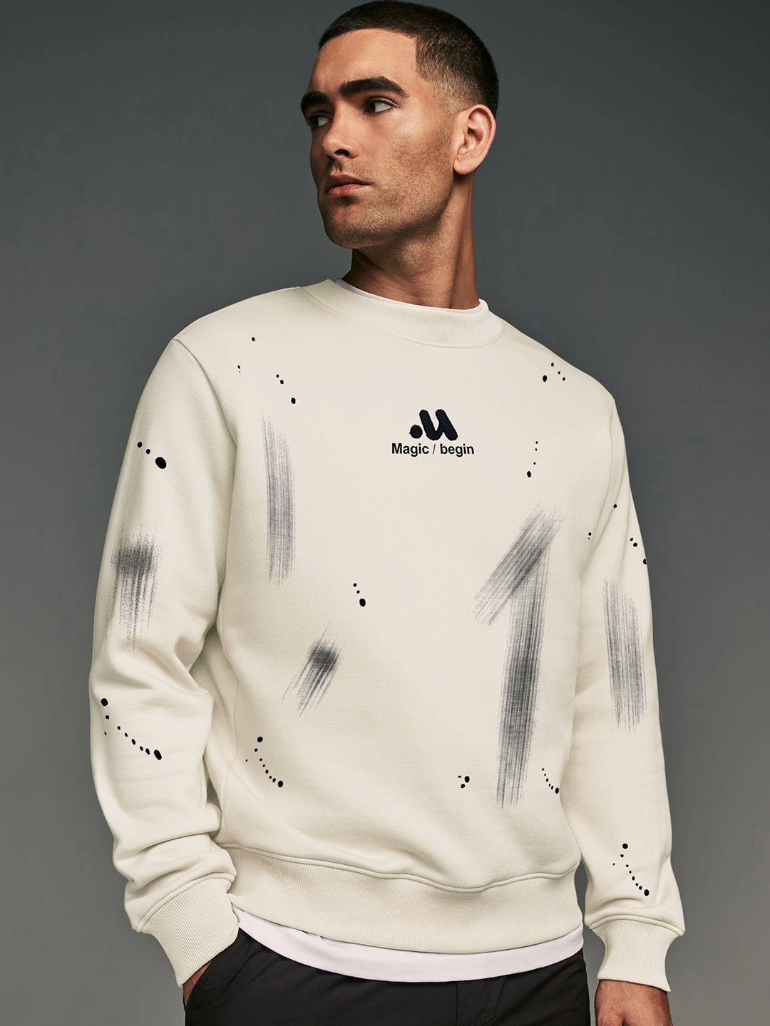 

Maniac Men Solid Printed Sweatshirt, Off white