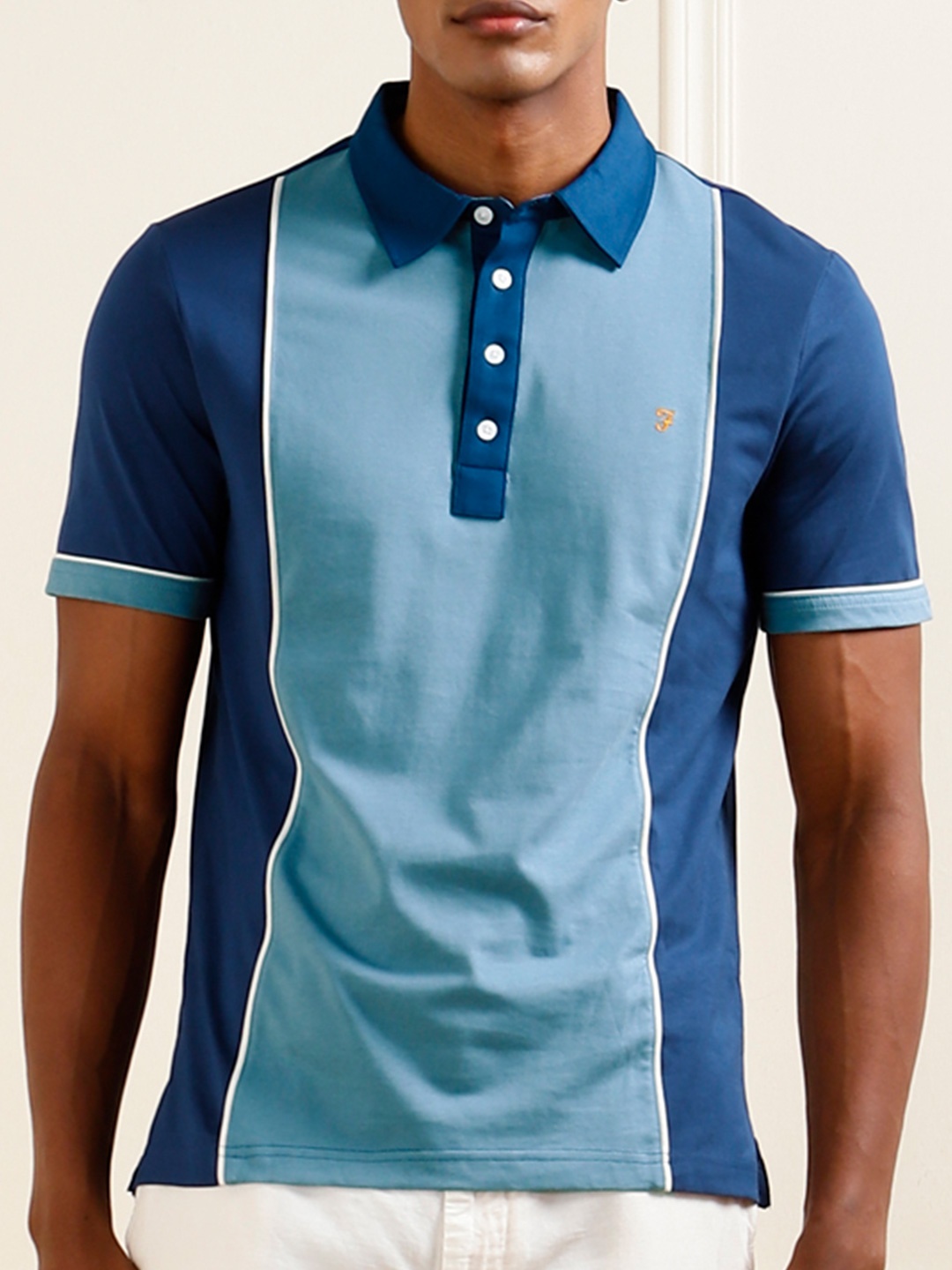 

Farah Men Colourblocked Polo Collar Pockets Slim Fit T-shirt, Blue