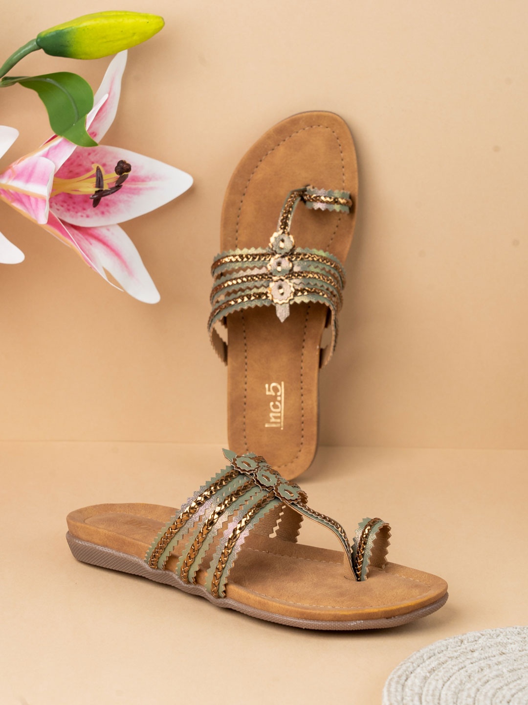 

Inc 5 Women Round Toe Striped Open Toe Flats, Gold