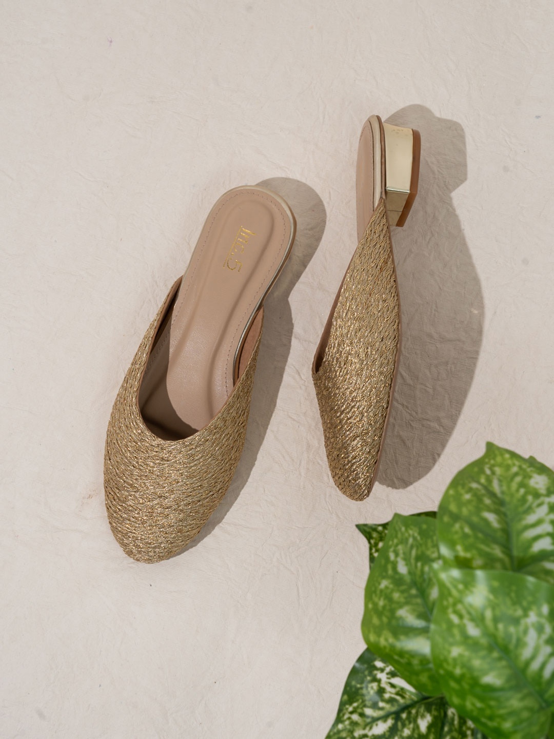 

Inc 5 Women Party Block Mules, Gold