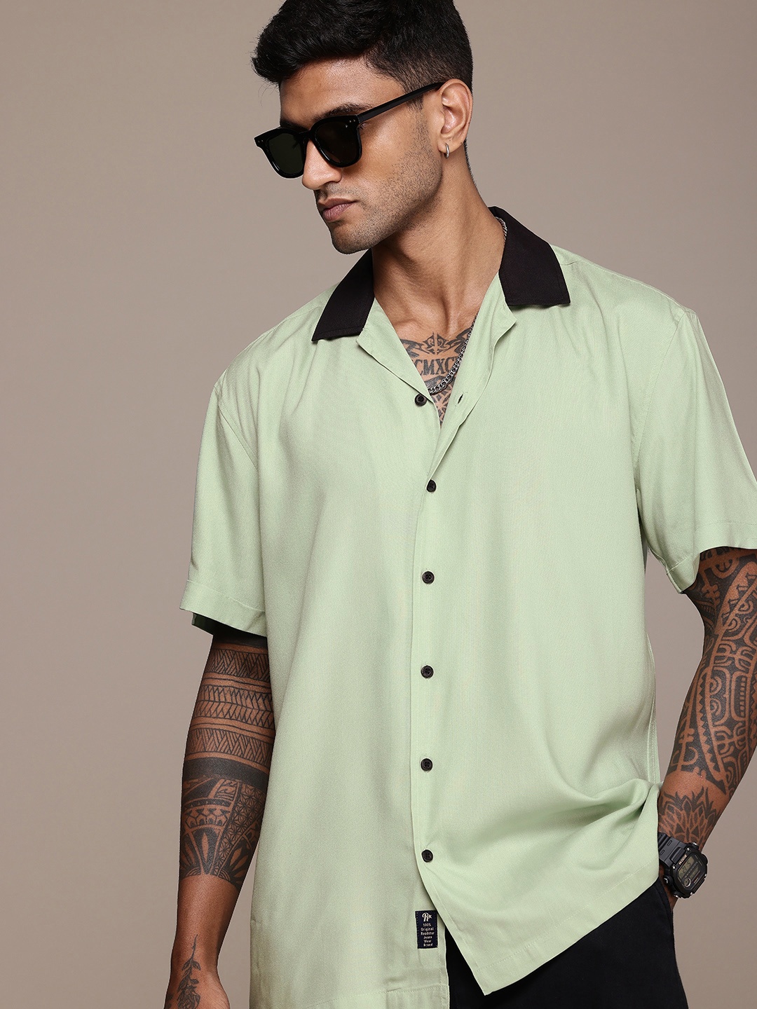 

The Roadster Lifestyle Co. Premium Casual Shirt with Contrast Collar, Green