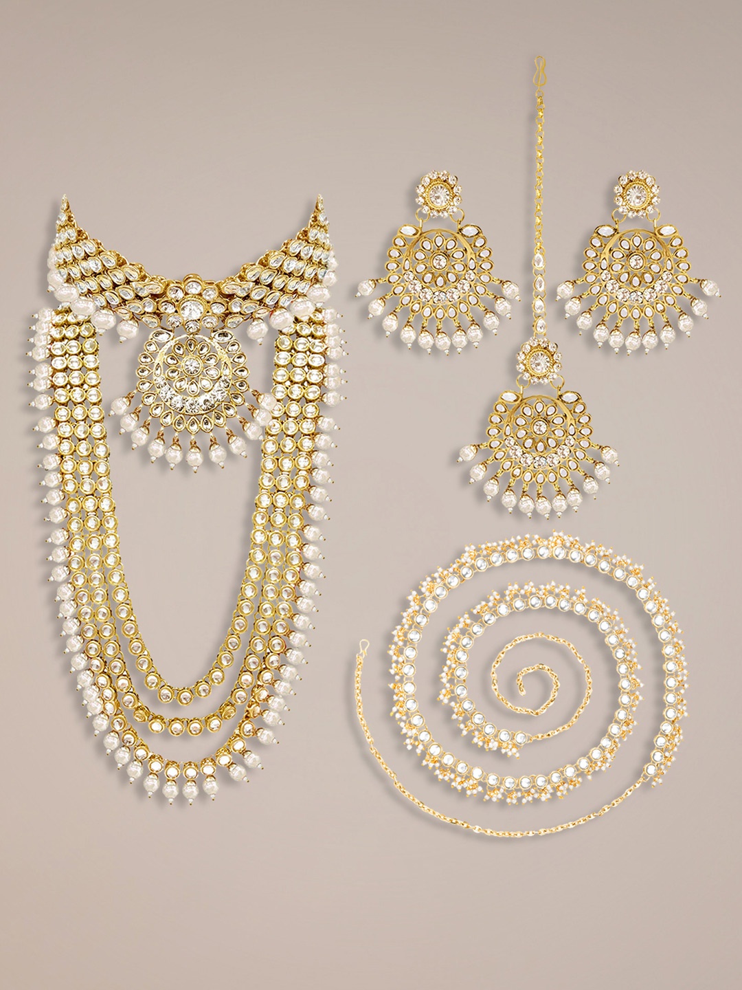 

Peora Gold Plated Stones Studded & Beaded Jewellery Set