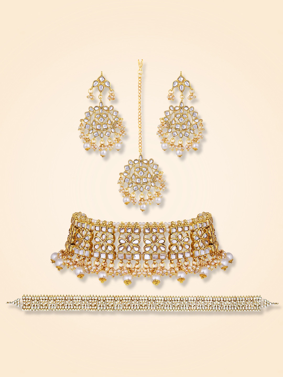 

Peora Gold-Plated Kundan Studded Jewellery Set