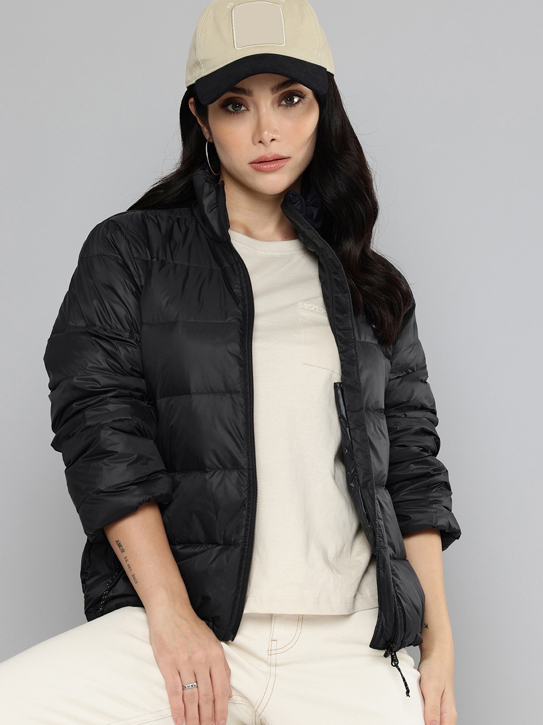 

Levis Water Repellent Puffer Jacket, Black