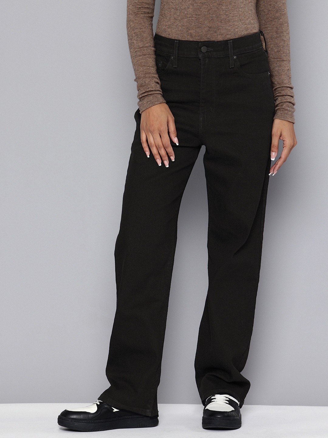 

Levis Women Ribcage Straight Fit High-Rise Stretchable Jeans, Black