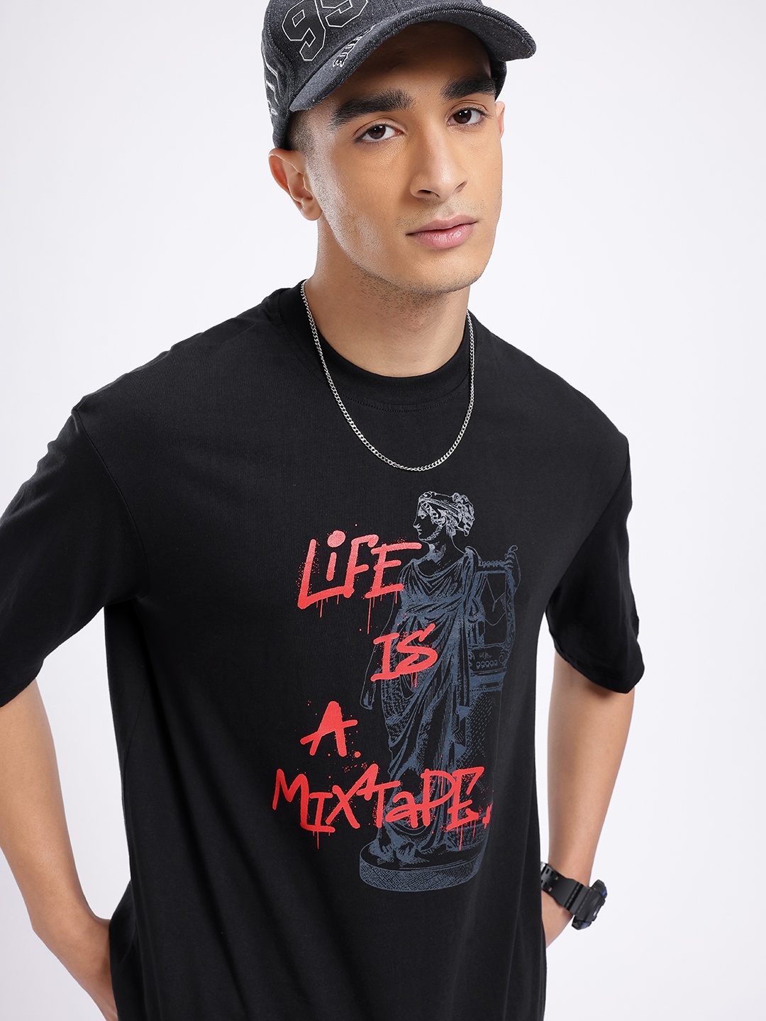 

glitchez Street Life Graphic Printed Relaxed Fit T-shirt, Black