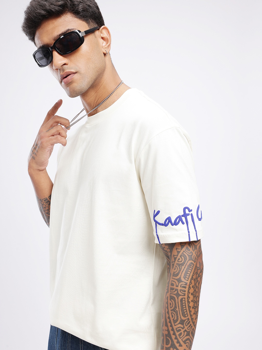

glitchez Simply Cool Printed Oversized T-shirt, Off white