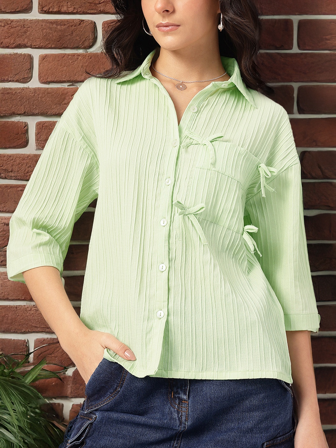 

DressBerry Alluring Innocence Rippled Stripes Shirt, Green