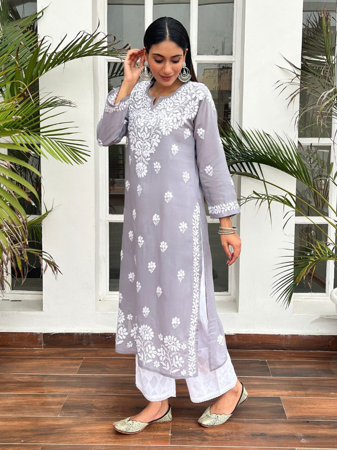 

House of Chikankari Nida Ethnic Motifs Embroidered Thread Work Cotton Straight Kurta, Grey