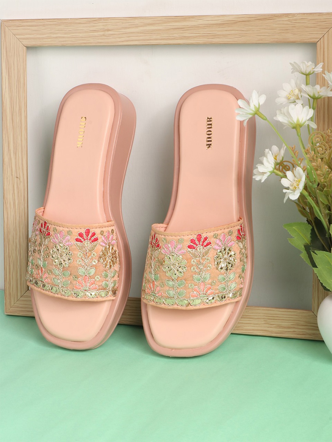 

Anouk Woemn Ethnic Embellished Flatform Heels Sandals, Peach