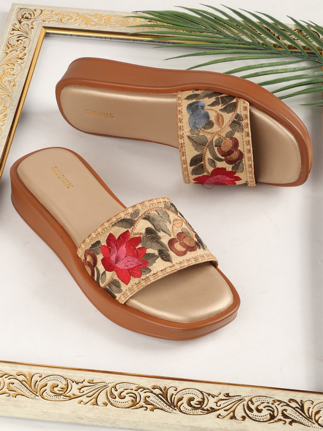 

Anouk Women Open Toe Flatform Heel Sandals, Cream