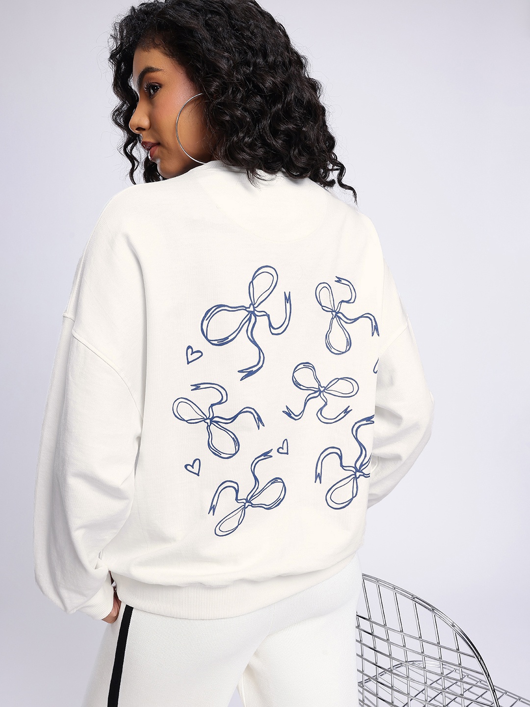 

glitchez Modern Vibe Graphic Printed Cotton Terry Oversized Sweatshirt, White
