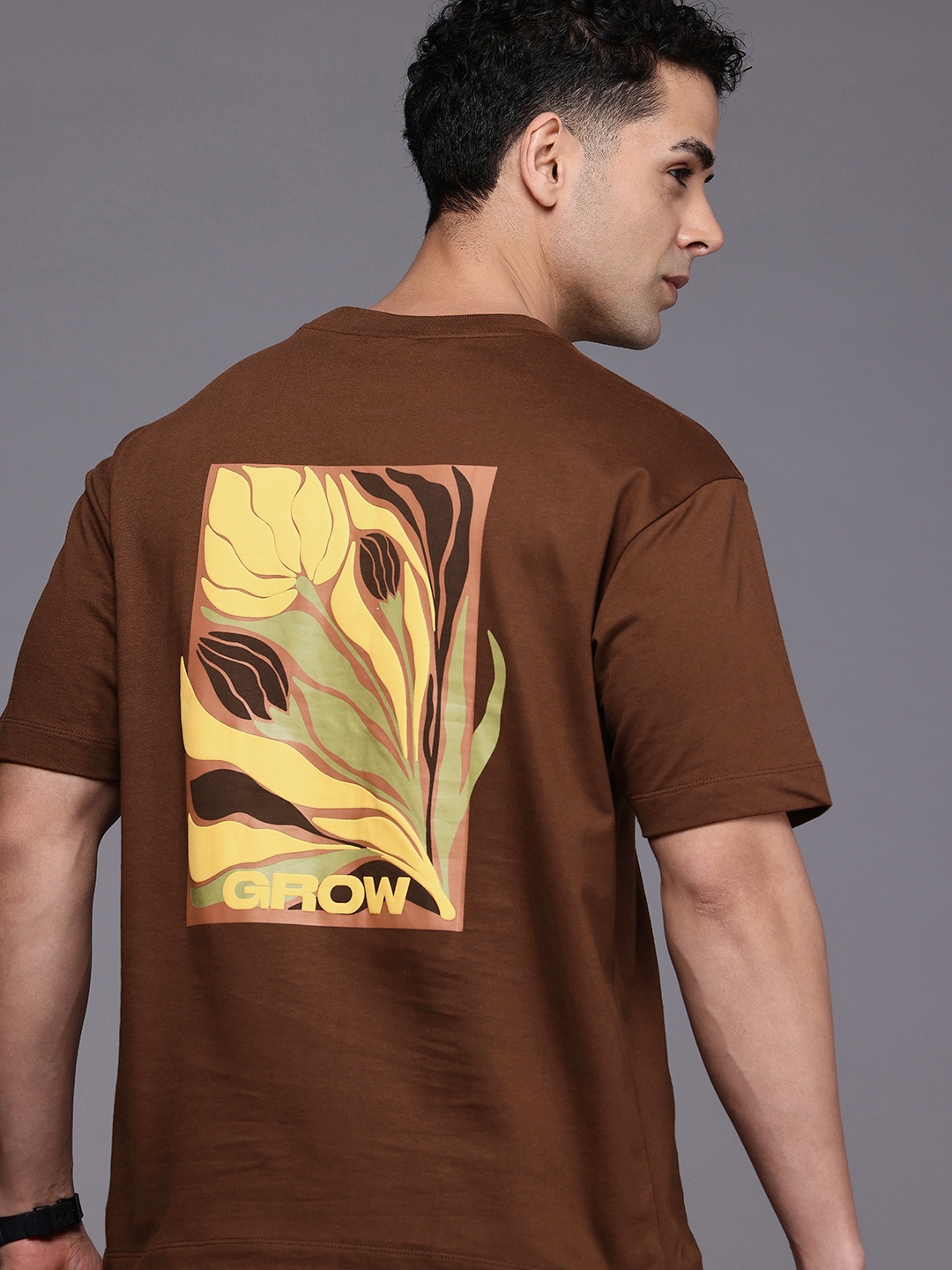 

Allen Solly Printed Drop-Shoulder Sleeves Relaxed Fit Pure Cotton T-shirt, Brown