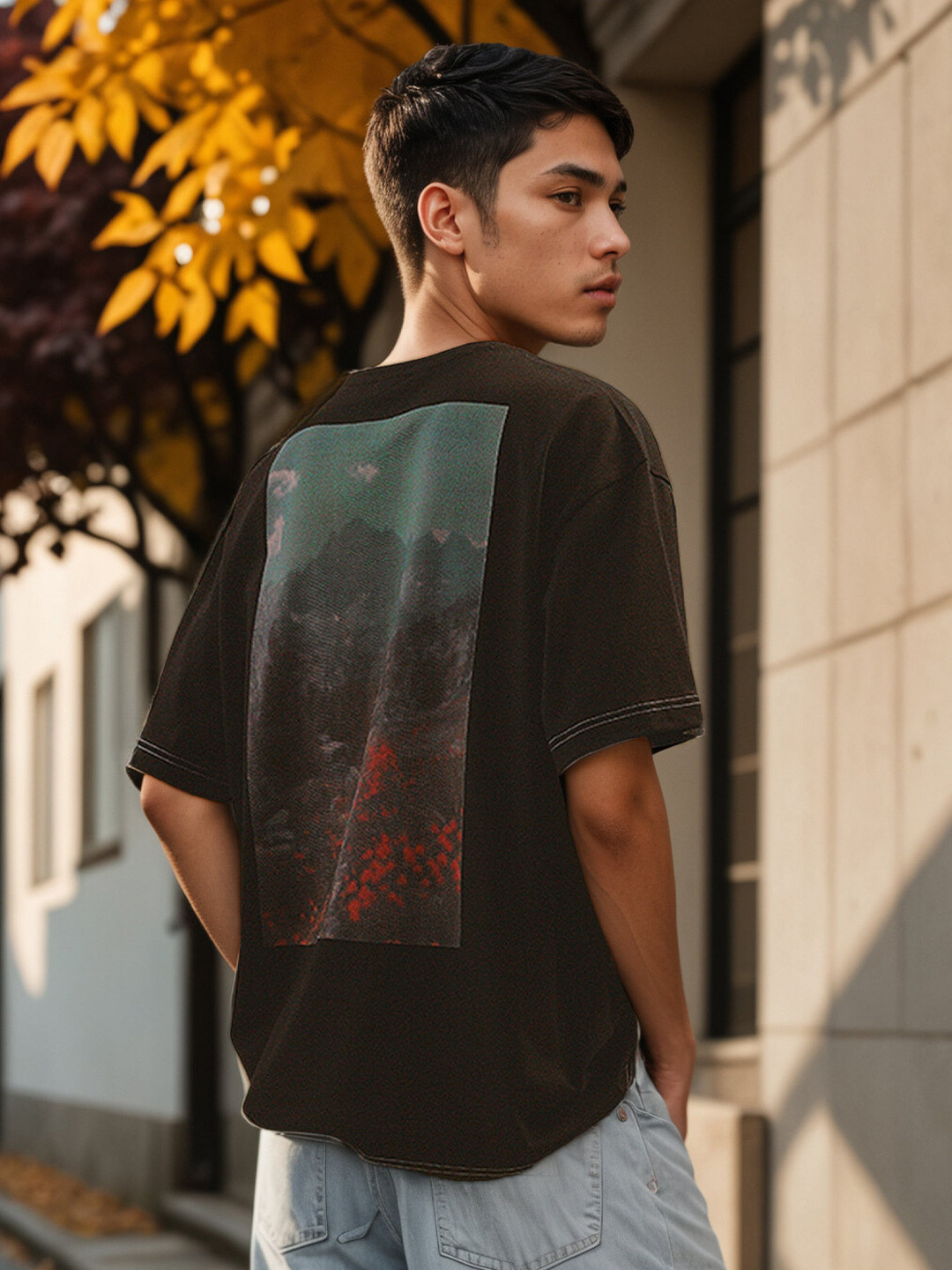 

H&M Oversized Graphic T-Shirt, Black