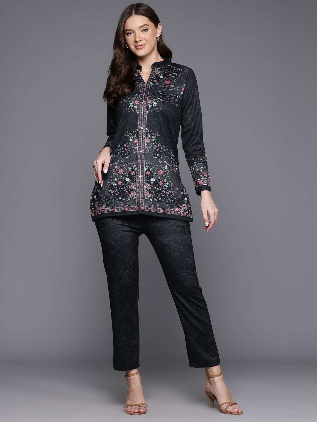 

Cayman Floral Printed Pure Wool Tunic with Trousers, Charcoal