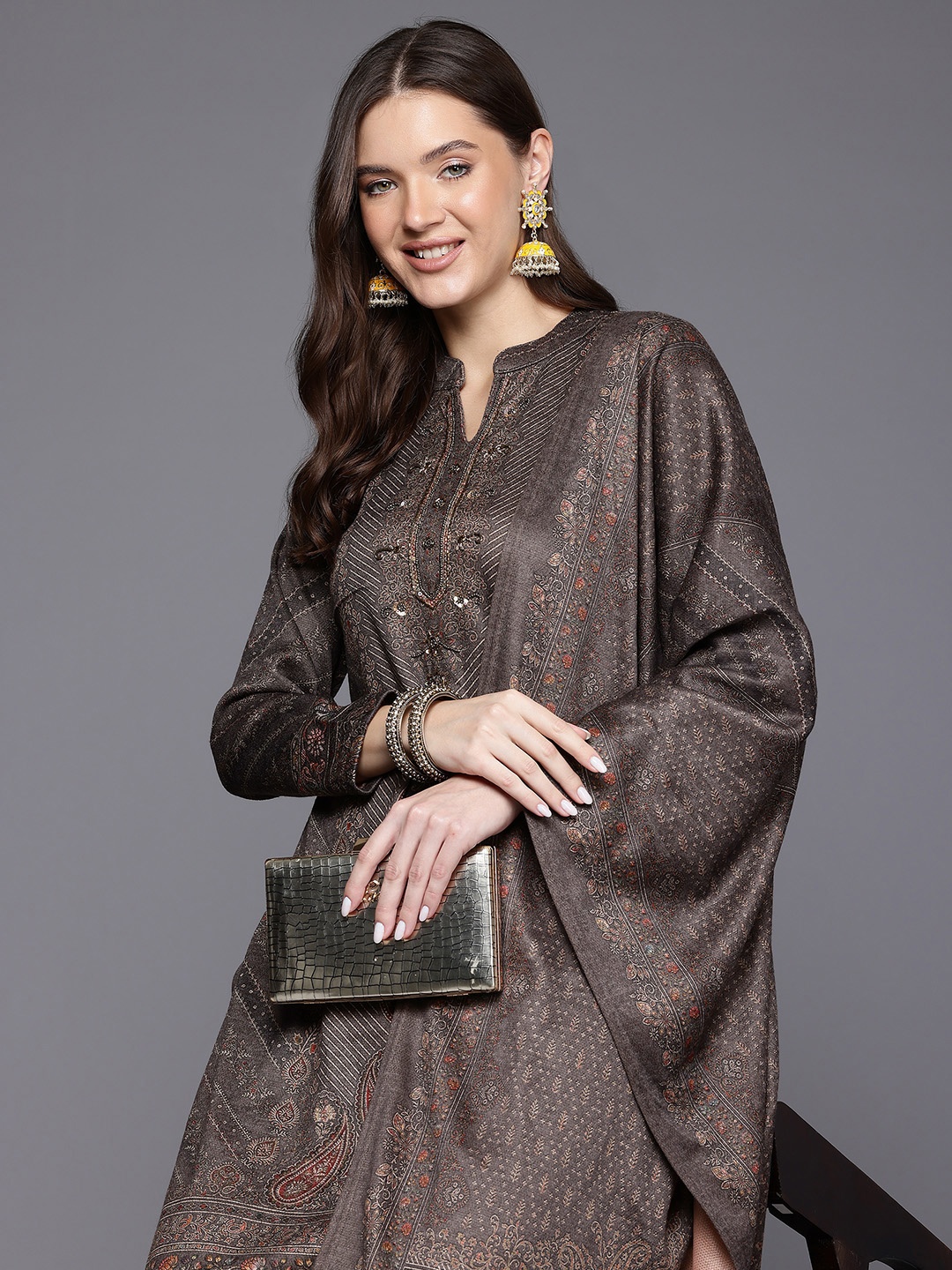 

Cayman Ethnic Motifs Printed Sequinned Pure Wool Kurta With Trousers & Dupatta, Olive