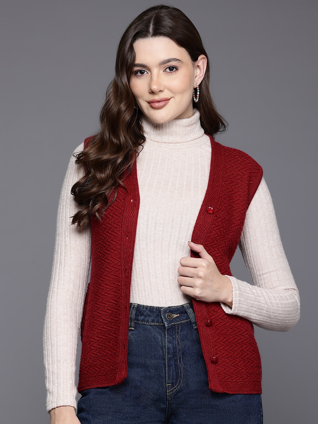 

Cayman Chevron Woollen Cardigan, Maroon