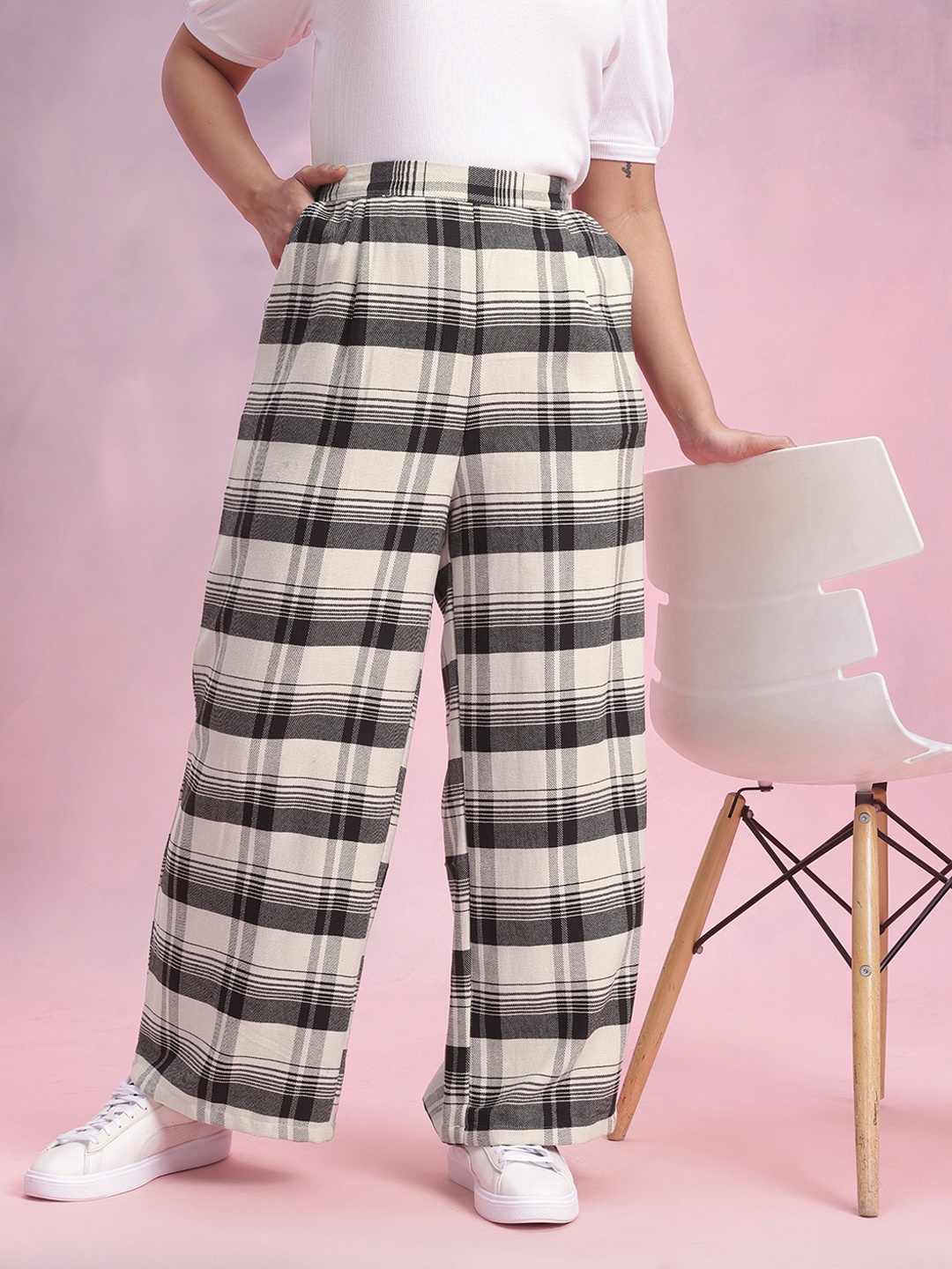 

DressBerry Curve Plus Size Women Tartan Checks Pure Cotton Flared Fit Wide Leg Trousers, Off white