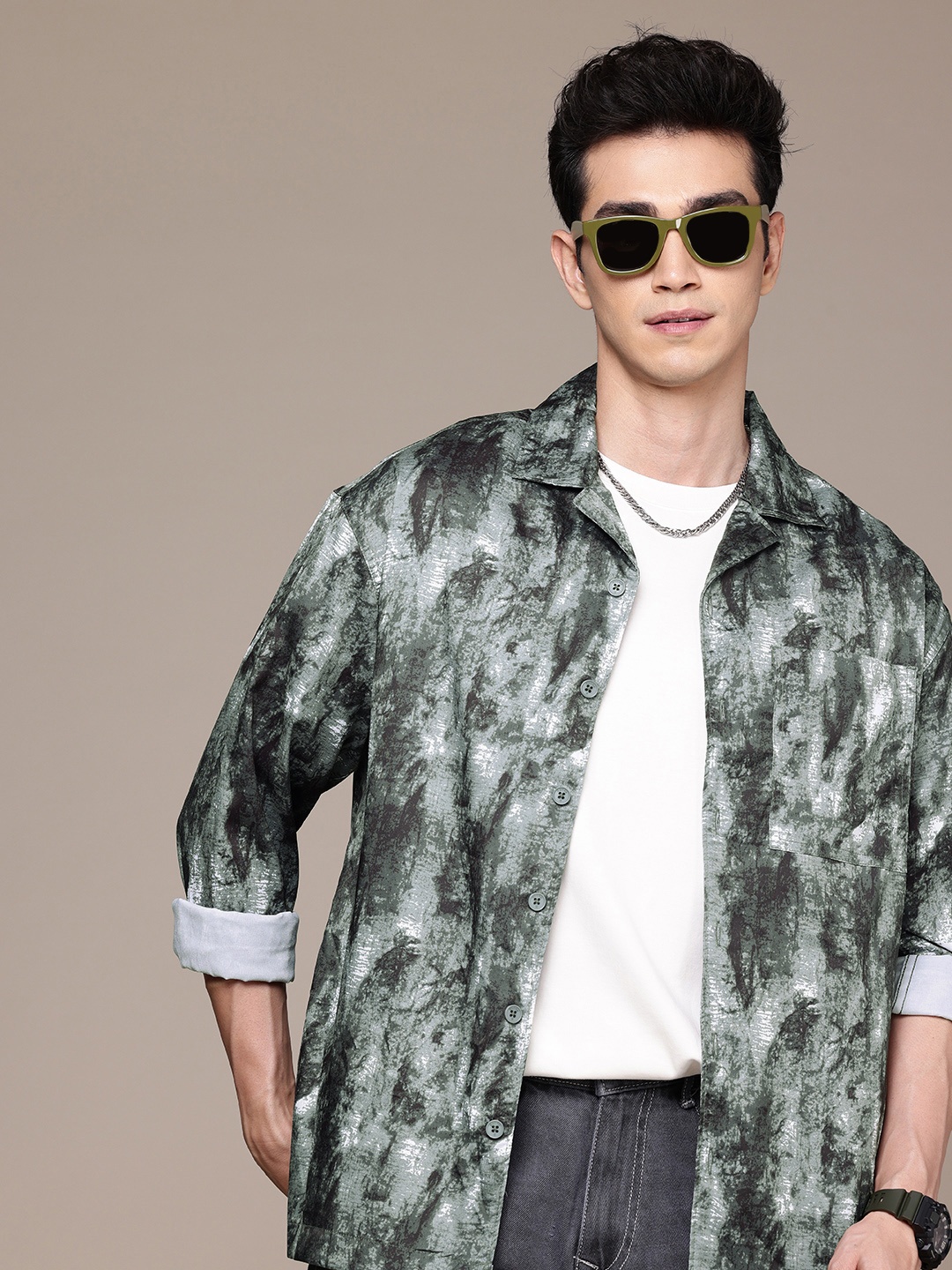 

WROGN Opaque Abstract Printed Oversized Casual Shirt, Green