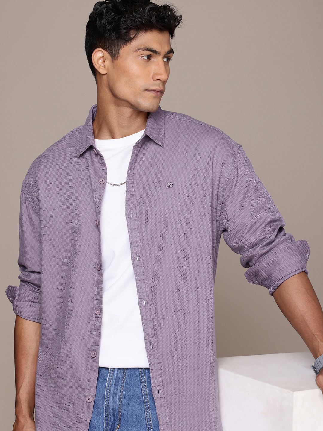 

WROGN Self Design Textured Drop-Shoulder Sleeves Oversized Fit Shirt, Purple