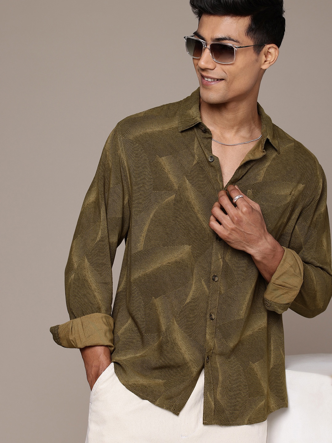 

WROGN Comfort Fit Abstract Printed Casual Shirt, Olive