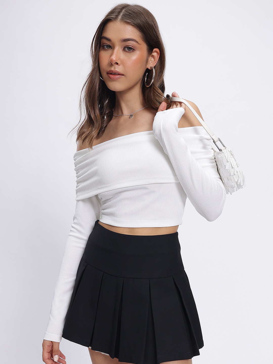 

glitchez Ruched Romance Ribbed Off-Shoulder Crop Bardot Top, White