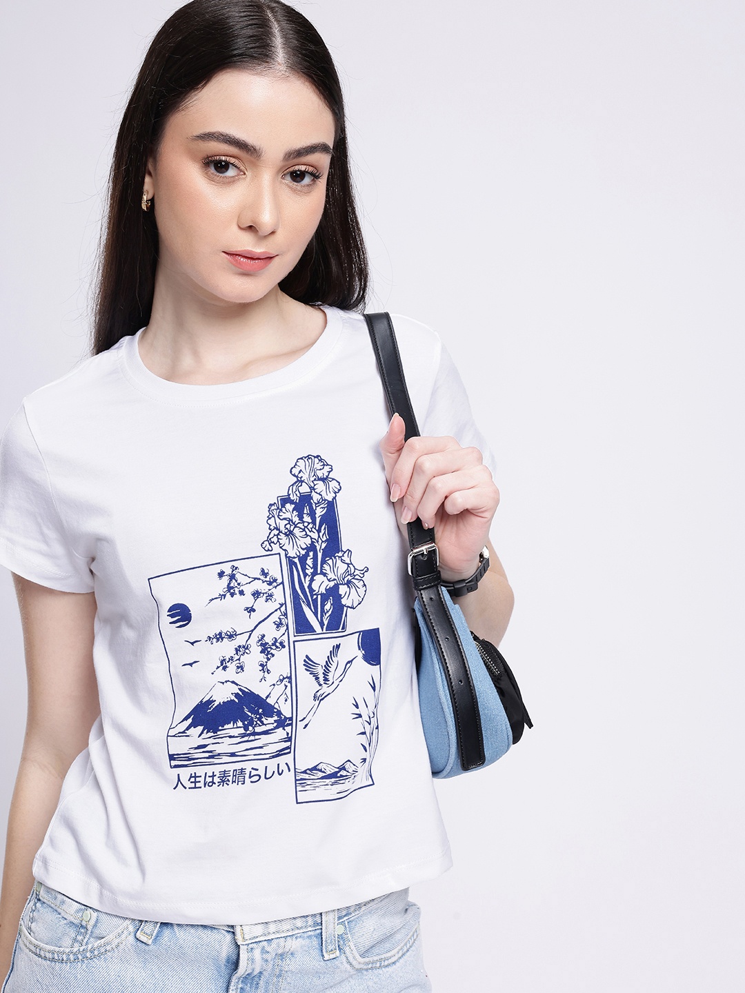 

glitchez Urban Scene Printed T-shirt, White