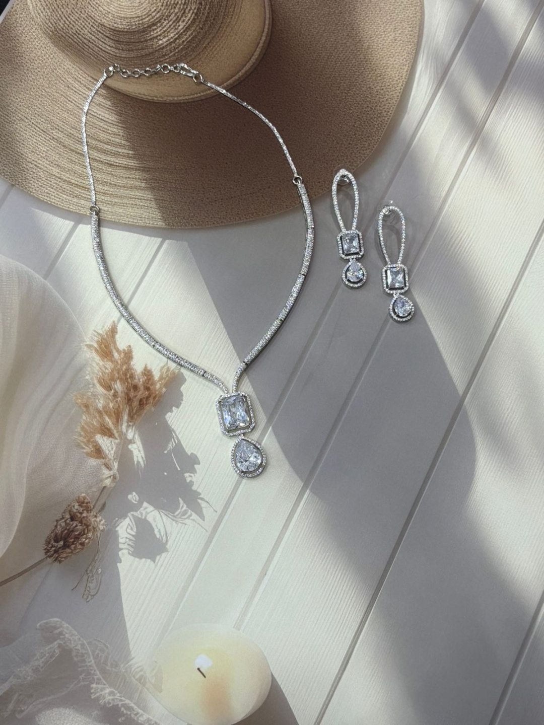 

Niska Silver-Plated Cubic-Zirconia Stone Studded Jewellery Set, White