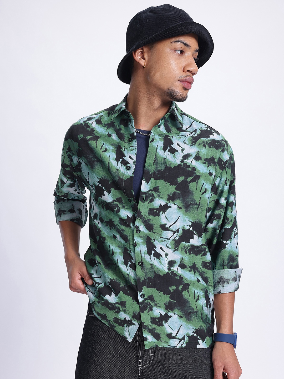 

glitchez Military Vibes Drop-Shoulder Sleeves Oversized Shirt, Green