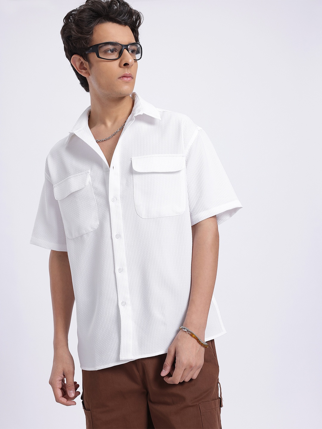 

glitchez Textured Edge Flap Pocketed Relaxed Shirt, White