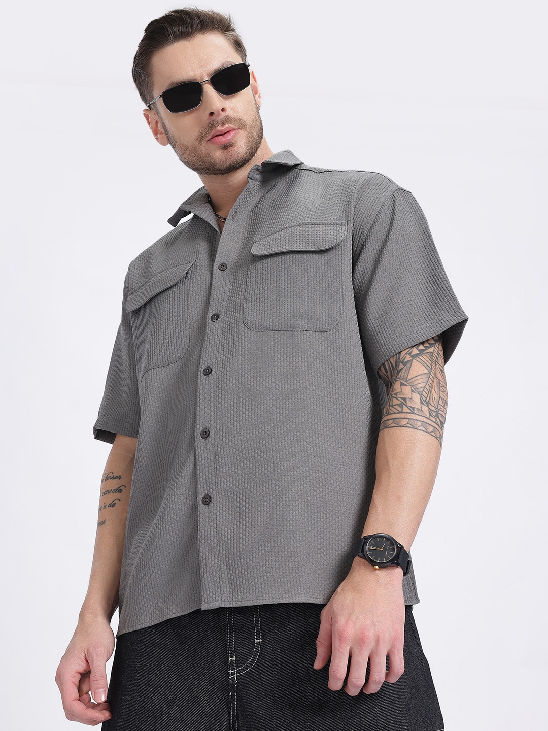 

glitchez Cool Drip Textured Relaxed Shirt, Charcoal